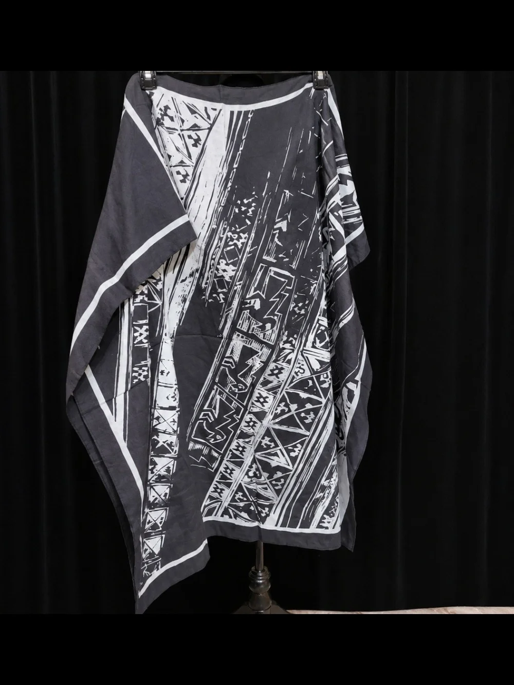 Vintage Black & White Graphic Oversized Scarf Shawl
